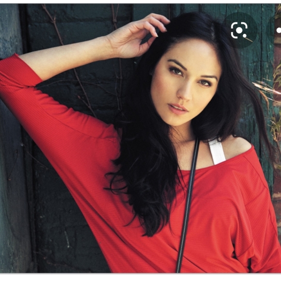 ROOTS | ATHLETIC CANADA ONE-SHOULDER TOP graphic - Picture 2 of 8